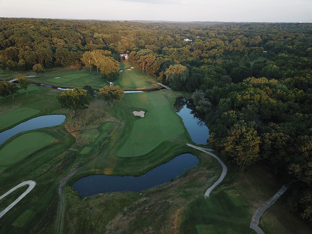 Cedar Rapids Country Club, The